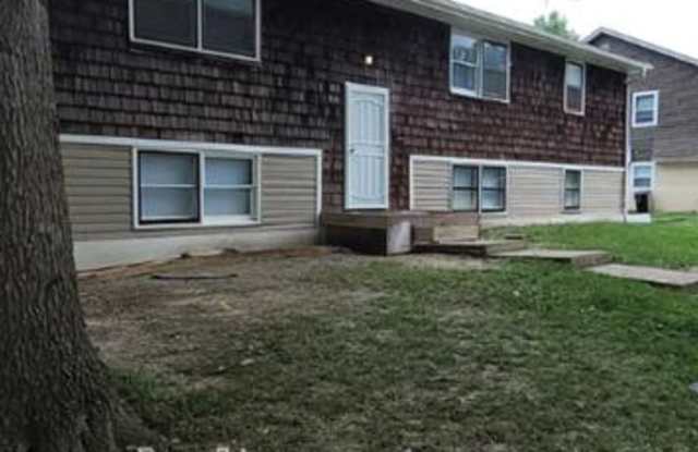 724 N 70th St - 724 North 70th Street, Kansas City, KS 66112