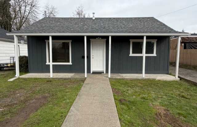 Stylish  Updated 2-Bedroom Home photos photos