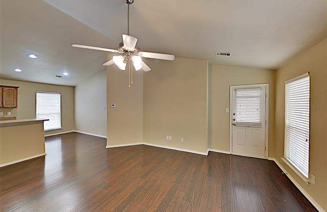 1145 Boxwood Drive Gallery 4