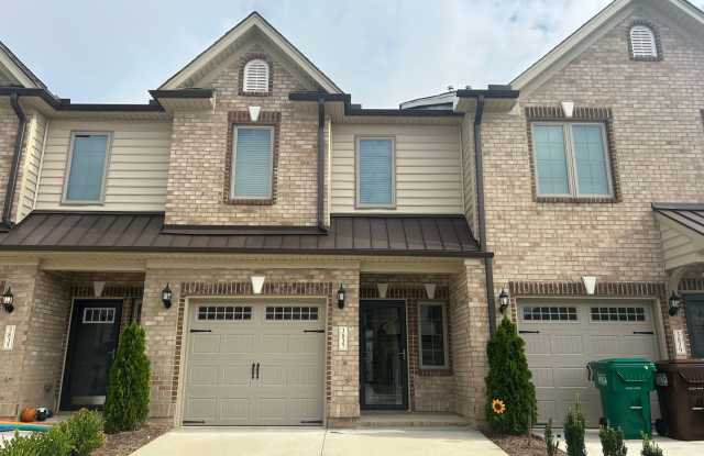 Like NEW Luxury 2-story townhome 2 bedrooms and 2.5 baths + Flex room + 1 car garage in High Point Gallery 3