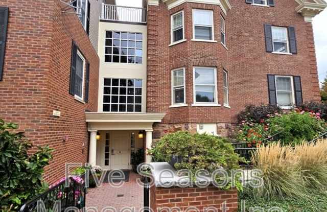 81 South Williams Street - 404 photos photos
