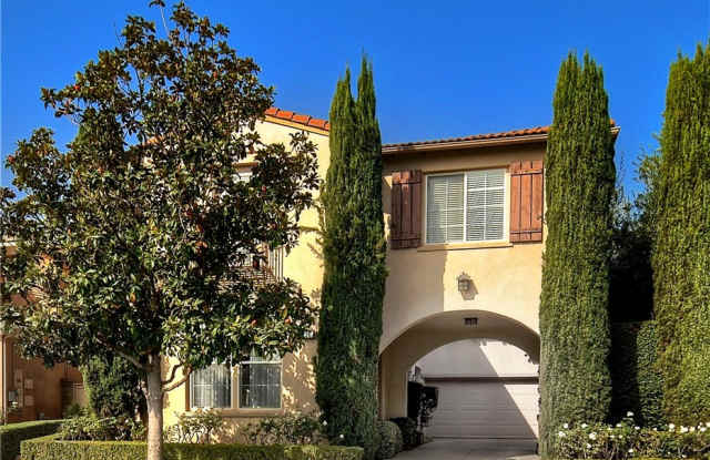 31 Commonwealth - 31 Commonwealth, Irvine, CA 92618