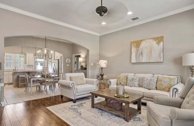 205 Oak Path Drive Gallery 2