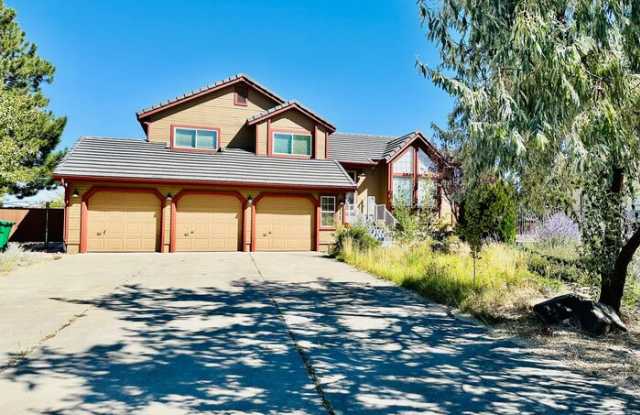 2860 Brittania Court photos photos