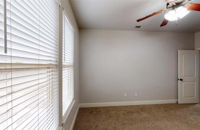 4803 Birchman Avenue Gallery 4