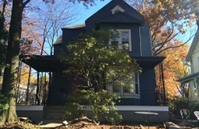 204 PROSPECT ST Gallery 3