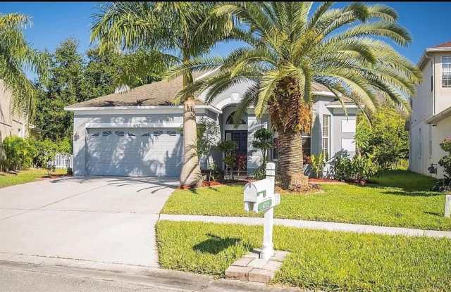 4712 MAPLETREE Loop Gallery 1