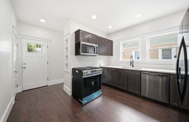 303 Alewife Brook Parkway Gallery 3