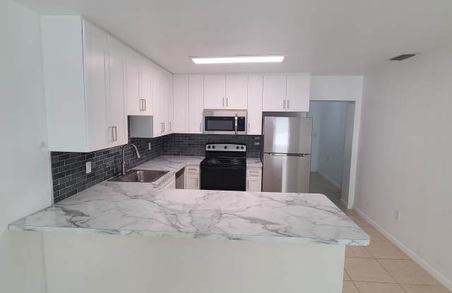 3121 Ne Savannah Rd - 3121 Northeast Savannah Road, Jensen Beach, FL 34957 3121 Ne Savannah Rd - 3121 Northeast Savannah Road, Jensen Beach, FL 34957