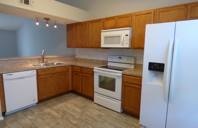 732 AQUATIC DR Gallery 4