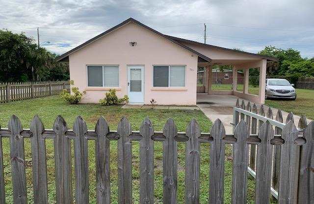 521 Washington St - 521 Washington Avenue, Cocoa, FL 32922