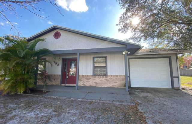 3/2 home with garage - tile on inside with screened rear porch! photos photos