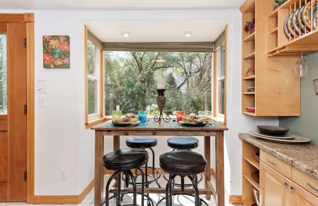 451 Mountain Shadow Drive Gallery 2