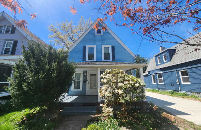 1374 Kenilworth Ave photos photos