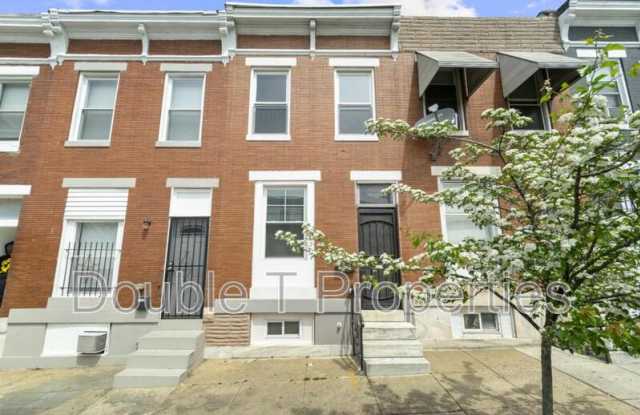 2906 E Monument St photos photos