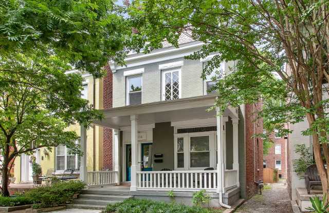 $2,890 / 2 br / 2 ba / 1,400 sqft photos photos