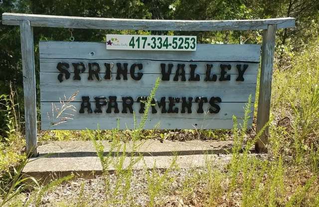 2 bedroom / 1 bathroom apartment photos photos