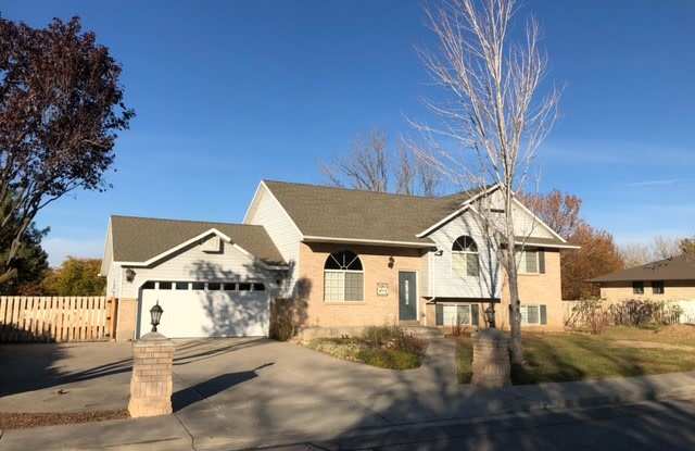 1493 North 440 West photos photos