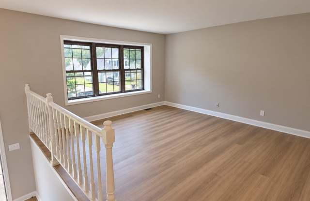 8 Kim Lane, Sicklerville, NJ – Beautifully Remodeled 4-Bedroom Home – $3,395/Month Gallery 3