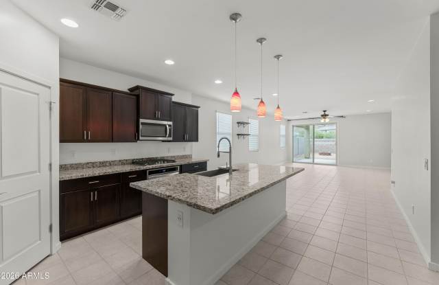 33992 N BEEBLOSSOM Trail Gallery 3