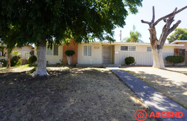 Spacious home located In Northeast Bakersfield! photos photos