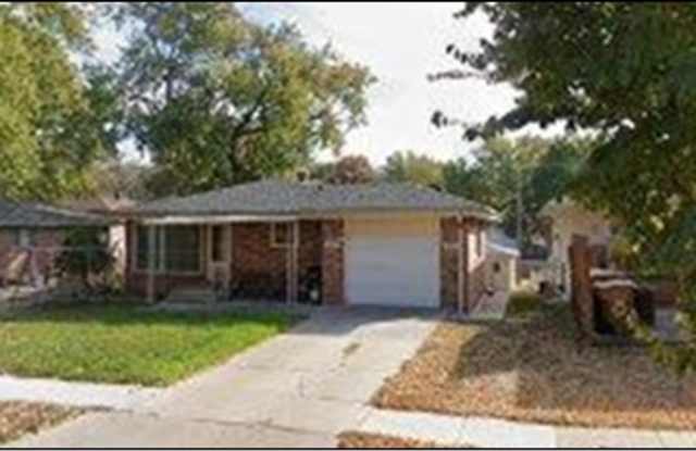 5011 Meredeth St photos photos