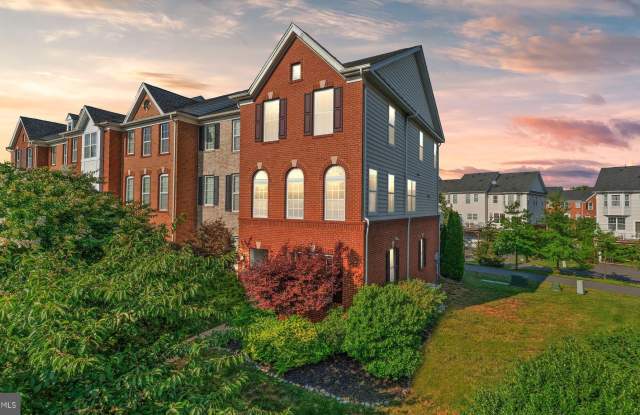 23100 DUNLOP HEIGHTS Terrace photos photos