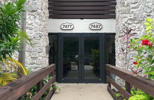 7487 SW 82nd St photos photos