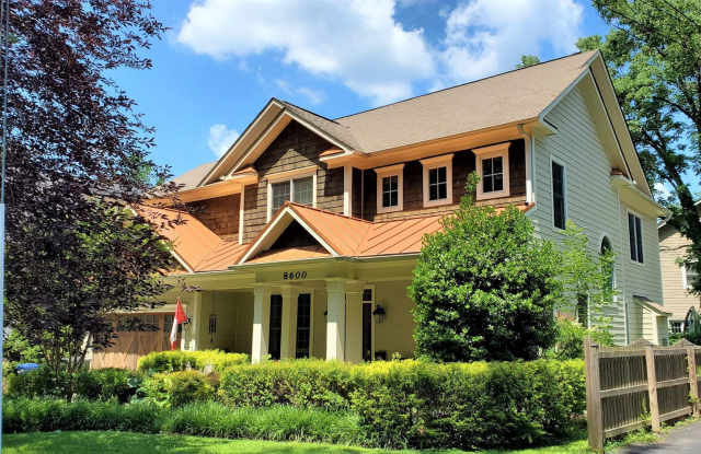 Fabulous 6BR, 5.5BA Close in Bethesda Home!! Gallery 2