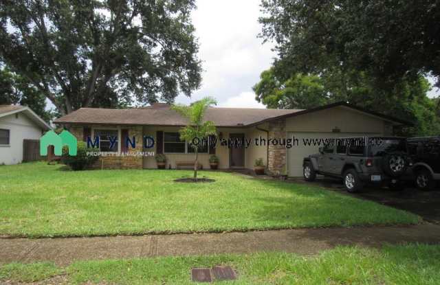 2061 Butternut Cir W - 2061 Butternut Circle West, Clearwater, FL 33763