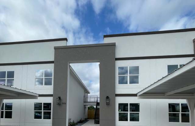 3516 S Dominque Dr Gallery 3