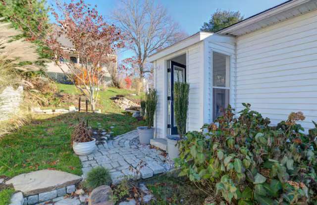 239 Shore Rd photos photos