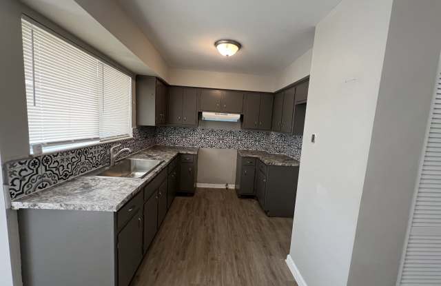 9412 Mount Auburn Avenue - 1Unit 12 - 9412 Mount Auburn Avenue, Cleveland, OH 44104