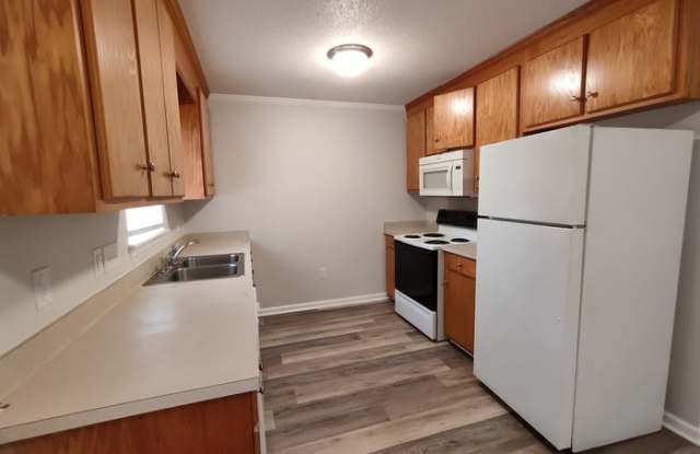 1217 Moss Acres Court Gallery 3