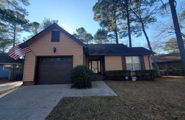 4445 Briton ~ Windtree Villas - 4445 Briton Circle, Fayetteville, NC 28314