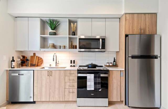 Ion Queen Anne photos photos