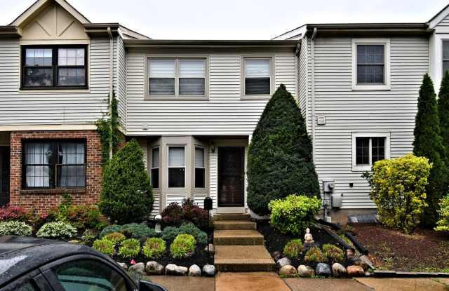 3BR+BSMT Townhome (Tapestry) with COUNCIL ROCK SCHOOLS, Pool, Playground, Tennis! photos photos