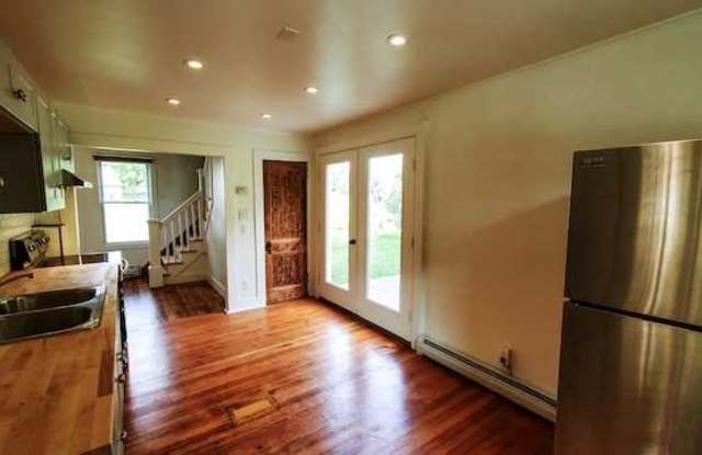 108 OLD POST RD Gallery 2