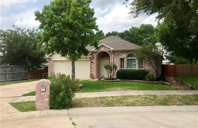 2057 Candlewood Circle - 2057 Candlewood Circle, Lewisville, TX 75067