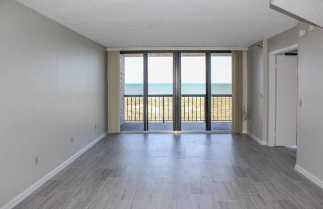 275 1st Street S. #203, 203 Gallery 3