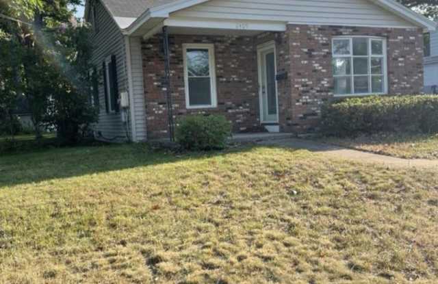 2409 Edgewood Avenue photos photos