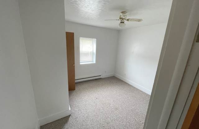 105 Main Street - A Gallery 4