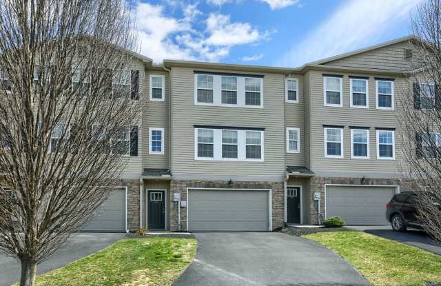 3 bedroom townhome photos photos