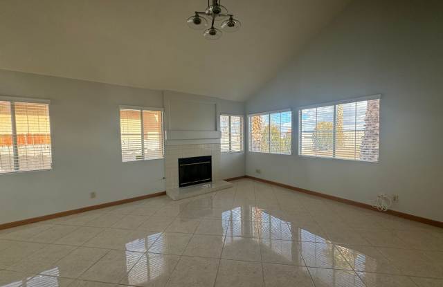 Victorville Home Gallery 4