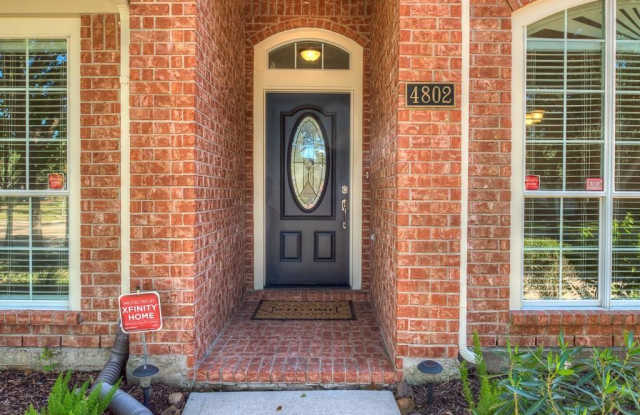 4802 Lake Daniel Court Gallery 2