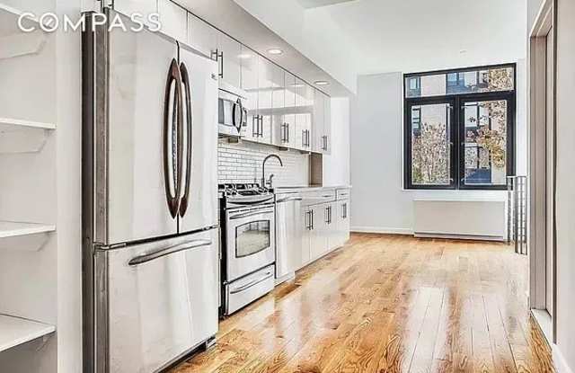 142 North 6th Street - 142 North 6th Street, Brooklyn, NY 11249