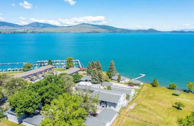 Wang- Fully Furnished Condo with lake views Available Sept 23rd 2025 - May 31st, 2026 - 50318 US Highway 93, Lake County, MT 59860