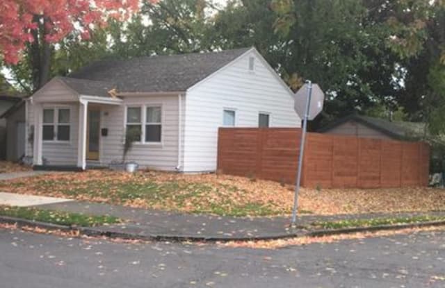 719 Northeast Bryant Street - 719 Northeast Bryant Street, Portland, OR 97211