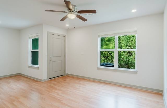 3410 SW Vel Mews Gallery 4