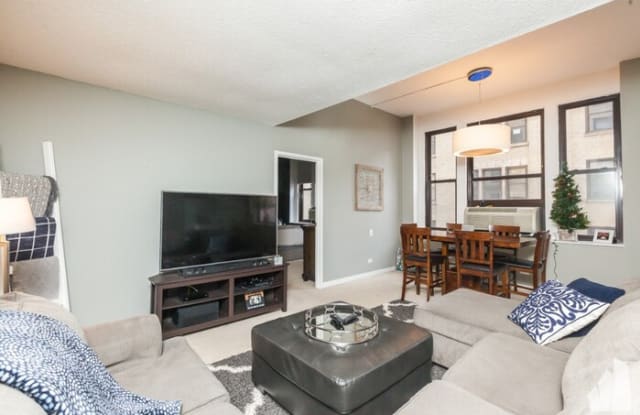 600 South Dearborn Street - 600 South Dearborn Street, Chicago, IL 60605